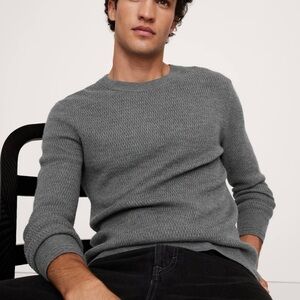 BANANA REPUBLIC Thermal Crew Neck / Men's Gray Sweater